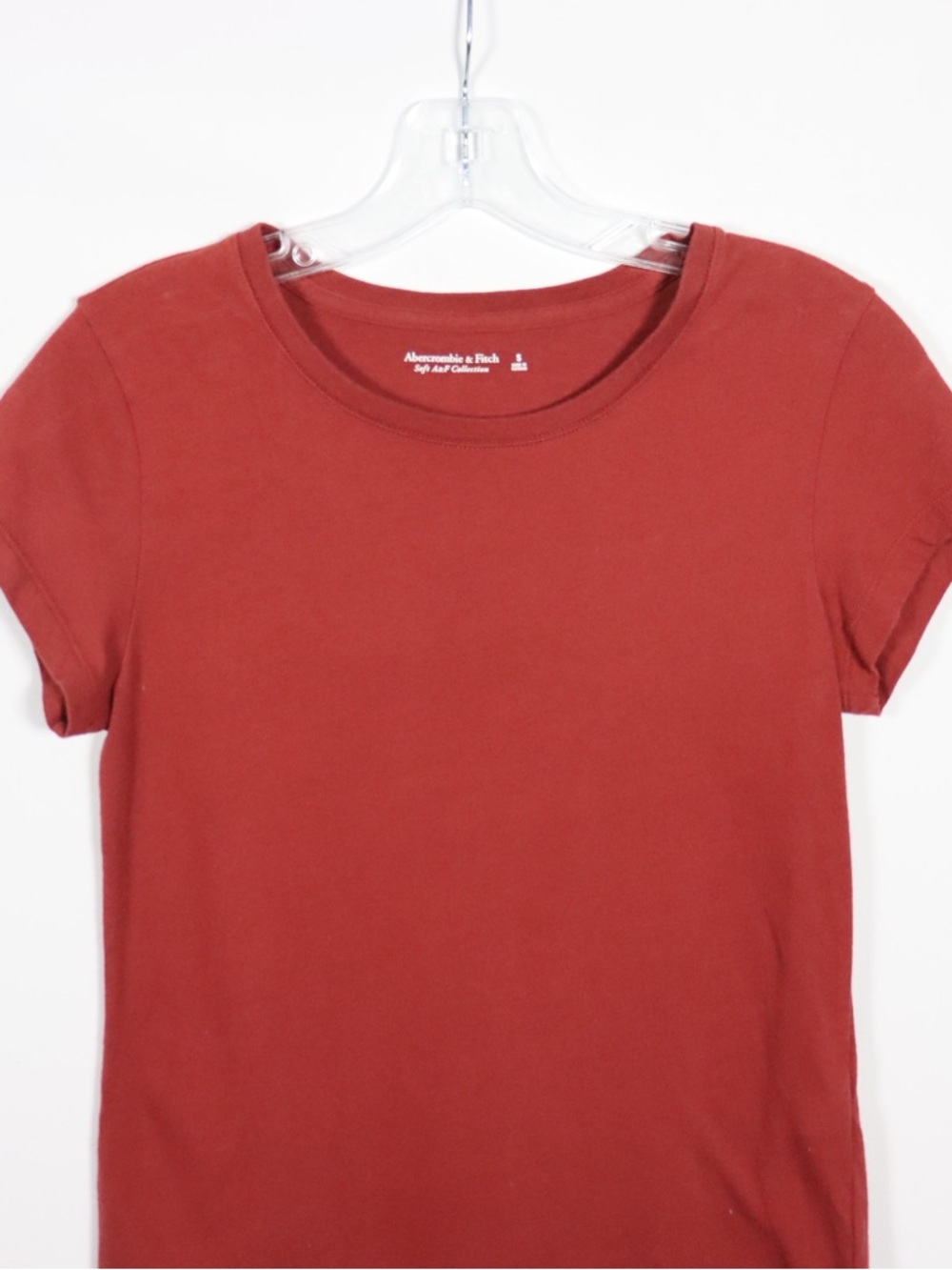 Abercrombie & Fitch Red Fitted Basic Tee Size Small - Picture 3 of 8